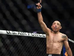 фото - UFC 265. Жозе Алдо не оставил шансов Педро Муньозу — видео