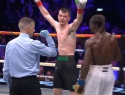 фото - Маккенна уверенно прошёл Олиху в бою за титулы IBF и Zuffa