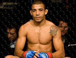 фото - (ММА) Бой Хосе Альдо и Фрэнки Эдгара – главное событие UFC 156