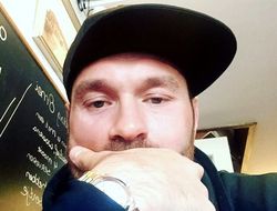 фото - Фьюри в 2016 году боксировать не будет — тренер