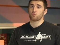 фото - Магомедов вылетел из обоймы UFC 177 из-за снявшегося противника