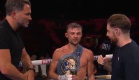 Пэдли вырвал победу у Фиаза, нокаут от юного Атанга: видео