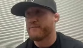 Вы в это верите? Гэтжи не исключает победу сабмишном над Пимблеттом