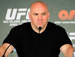 фото - Нурмагомедов на шоу UFC в России? Дэйна Уайт одобряет