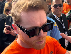 фото - Канело прокомментировал слухи о том, что он ведёт переговоры о бое с Кроуфордом