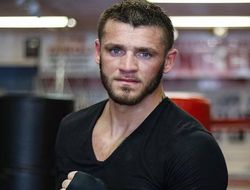 фото - Боб Арум назвал возможного соперника Гвоздика по дебютной защите титула