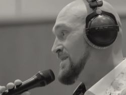 фото - Усик изношенный дед с пробегом в 400 000 км, я быстрее него — Фьюри