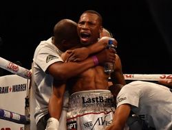 фото - Золани Тете легко отстоял титул от посягательств ветерана Омара Нарваэса