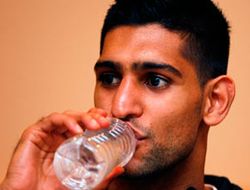 фото - Амир Хан: «Возможно, перейду в полусредний вес»