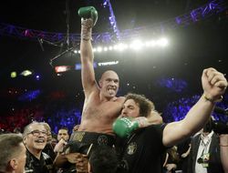 фото - Тайсон Фьюри – Энтони Джошуа. Мнение Евгения Романова