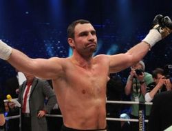 фото - Ответ Маскаеву. В 2007 году Кличко предлагал ему за бой 3 миллиона