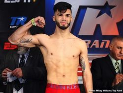 фото - Шоу Арума: победа Баусы, дебютное поражение экс-бойца ММА Стаббса