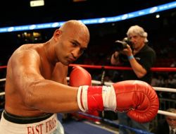 фото - Окендо: WBA должна поступить правильно — отобрать титул у Чарра и отдать его мне