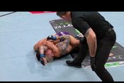 Царукян удосрочил Хукера. Видео лучших моментов UFC Катар