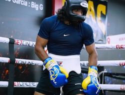 фото - Стало известно, с кем Мураталья планирует провести дебютную защиту пояса — и это крутой бой