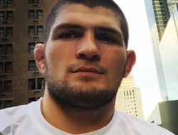 фото - UFC: Нурмагомедов хочет драться с Альваресом за титул