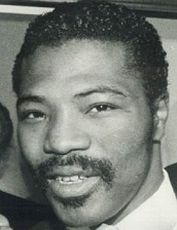 Аарон Прайор