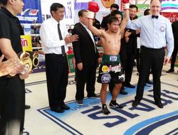 фото - Ньомтронг красиво нокаутировал Парадеро и защитил титул: видео