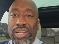 фото - Тренер оценил шансы Бенавидеса побить Бивола или Бетербиева