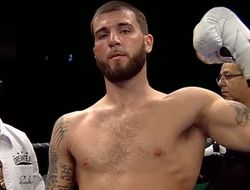 фото - Кейлеб Плэнт защитил титул, нокаутировал Майка Ли