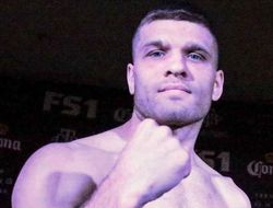 фото - Деревянченко готов побороться за титул Труэкса и станцевать с Чарло — тренер