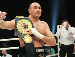 фото - Хрюнов об Устинове: «Побьём Чисору и отправимся за титулами Кличко»