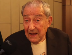 фото - Арум о поединке Фьюри-Усик: «Сперва я думал, что у него нет шансов»