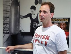 фото - Лёффлер: «Победитель боя Стиверн–Уайлдер станет целью для Кличко»