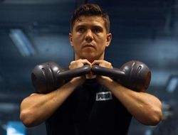 фото - Хэйни пока не проверен всерьёз. Неизвестно, поплывёт или утонет — Люк Кэмпбелл