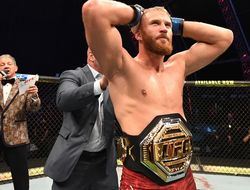 фото - UFC 259. Исраэль Адесанья проиграл Яну Блаховичу