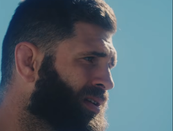 фото - Заплыв подо льдами. Зацените новое видео от Прохазки