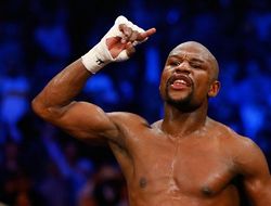 фото - Мэйуэзер о бое с Макгрегором: Убить или быть убитым!