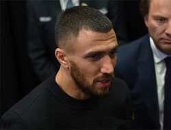 фото - Василий Ломаченко: «Бой с Камбососом далёк от меня»