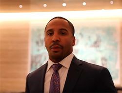 фото - Андре Уорд: Дайте Теофимо Лопесу бой с Ломаченко в конце года