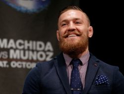 фото - Макгрегор отказался играть в футбол с «придурком Алдо»