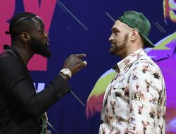 фото - Усик и Бивол — о реванше между Дионтэем Уайлдером и Тайсоном Фьюри