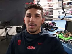 фото - Теофимо Лопес обратился к Ломаченко: «Пошёл ты на *** со своим реваншем!»