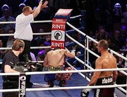 фото - Степан Божич не был травмирован в бою с Артуром Абрахамом?