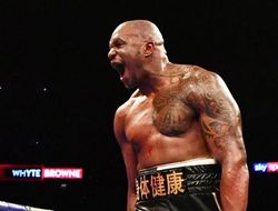 фото - Диллиан Уайт подумывает о UFC — «трус» Энганну готов устроить тёплый приём