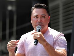 фото - «Я увернулся от пули». Де Ла Хойя рад, что не оказался на месте Холифилда