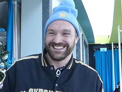 фото - Тайсон Фьюри: «Хочу кроссгендерный бой! Хочу Усика!»