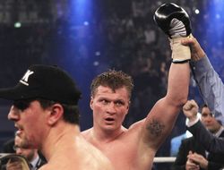 фото - Поветкин: «Марко Хук — обезьяна, себя вести не умеет»