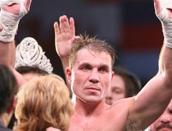 фото - Только Усик может составить конкуренцию Фьюри — мнение экс-чемпиона хэвивейта