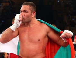 фото - Пулев победил Форреста, сыновья Варгаса не подкачали: видео