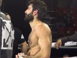 фото - Фаниян уступил пояс небитому Ирибаррену