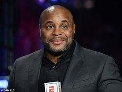 фото - Бои для тяжёлого веса UFC: Кормье рассказал, что бы он сделал