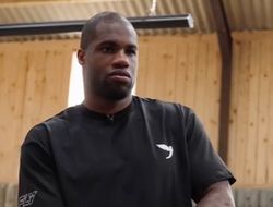 фото - Я должен извлечь из Усика весь этот износ и возраст — Дюбуа