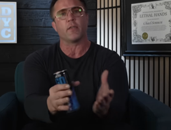 фото - Инсайд или кликбейт? Эксперт назвал дату боя Макгрегор-Чендлер