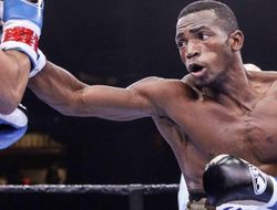 фото - Лара: Сауль струсил, я же готов драться с GGG в среднем весе