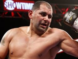 фото - Эрика Молину поймали на допинге, пятничный бой с Мариушем Вахом сорван